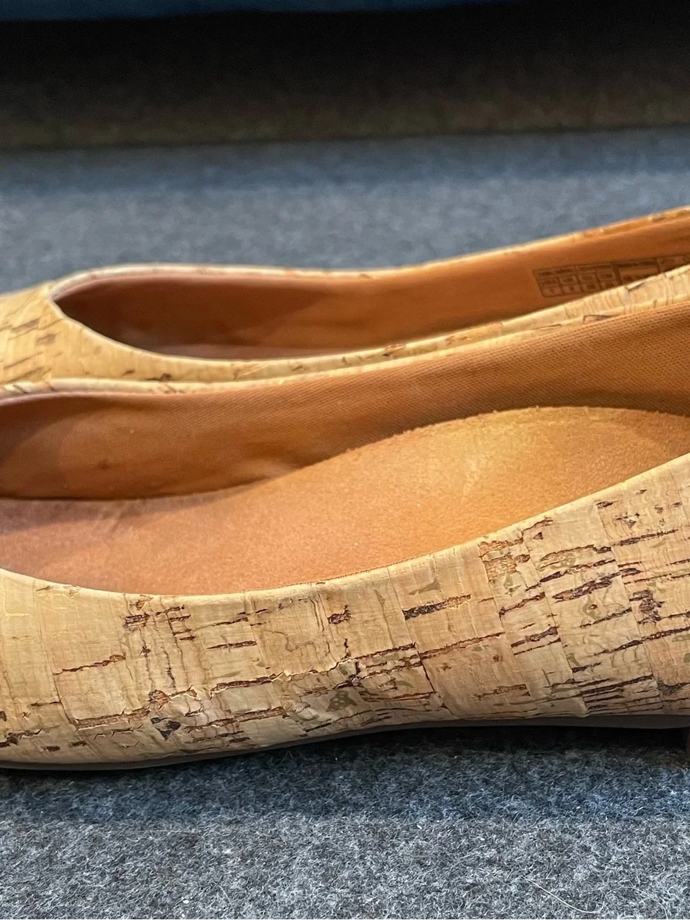 Vionic Pointed Cork-Textured Flats with Gold Flecks - Tan